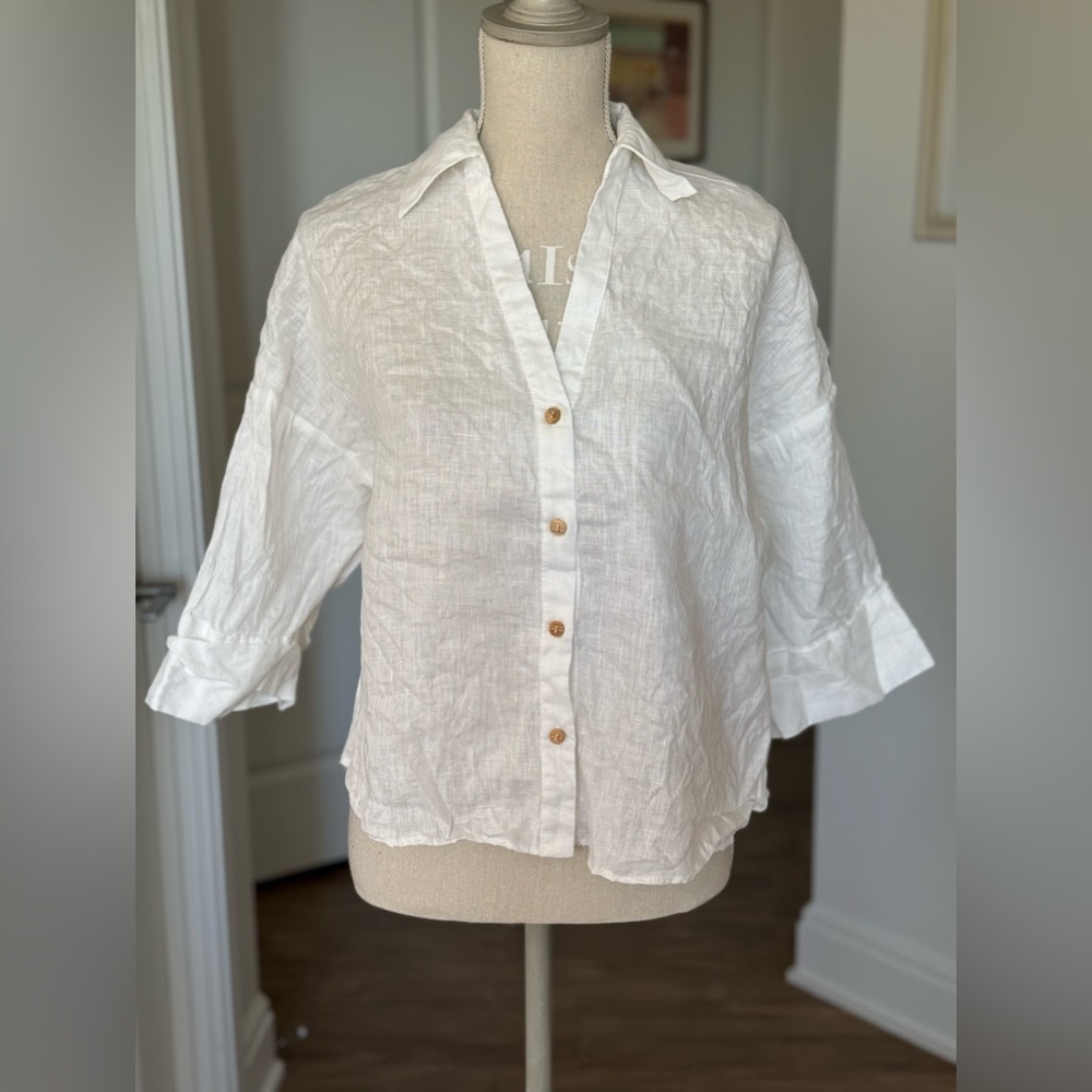 Zara White Button-Up Blouse